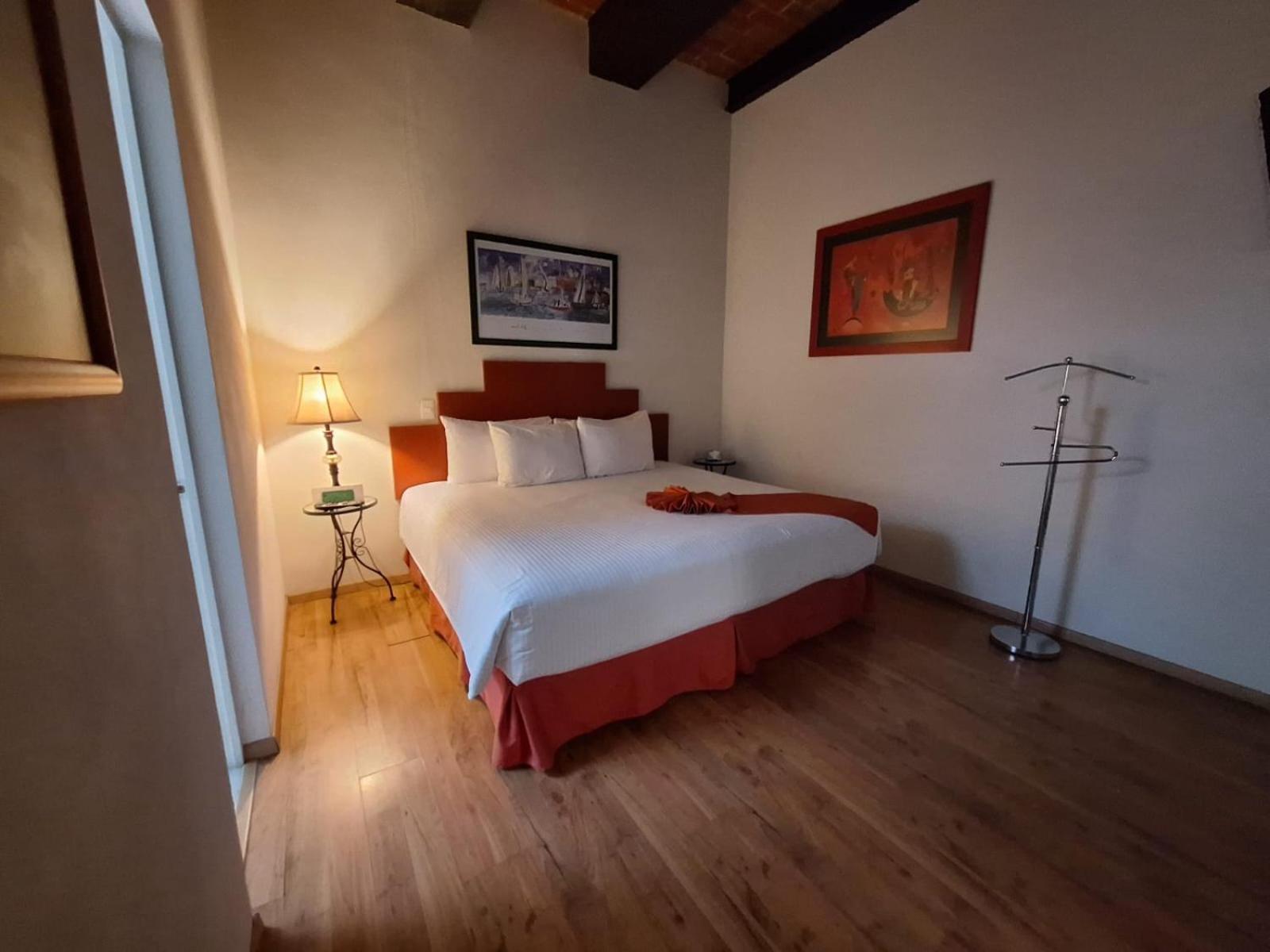 Hotel Del Capitan De Puebla, Departamentos Buitenkant foto